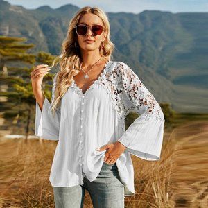 Spliced Lace Buttoned Blouse
